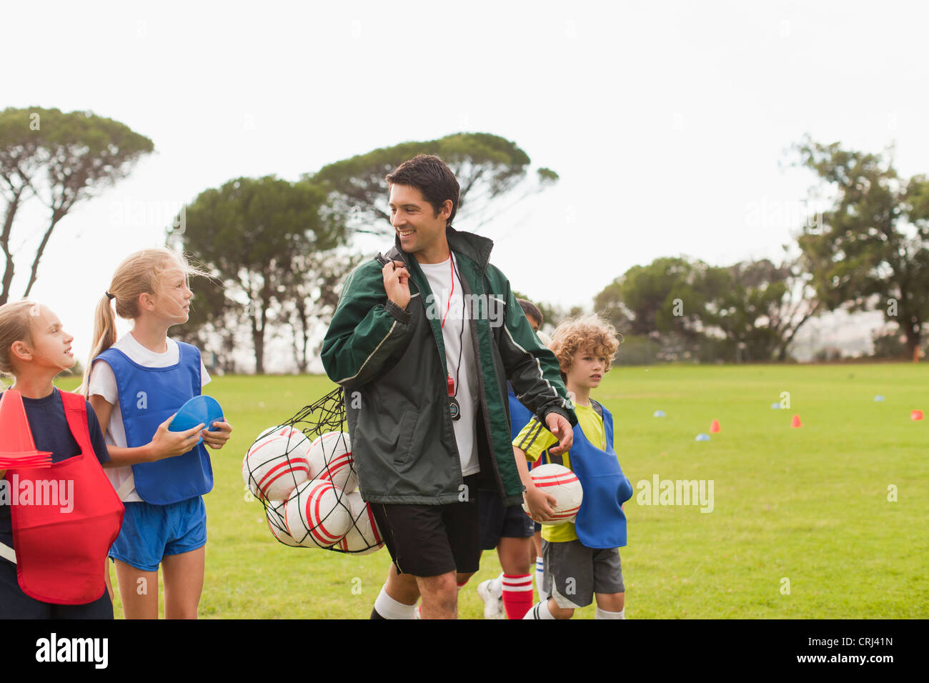 Children 5 soccer coach hires stock photography and images Alamy