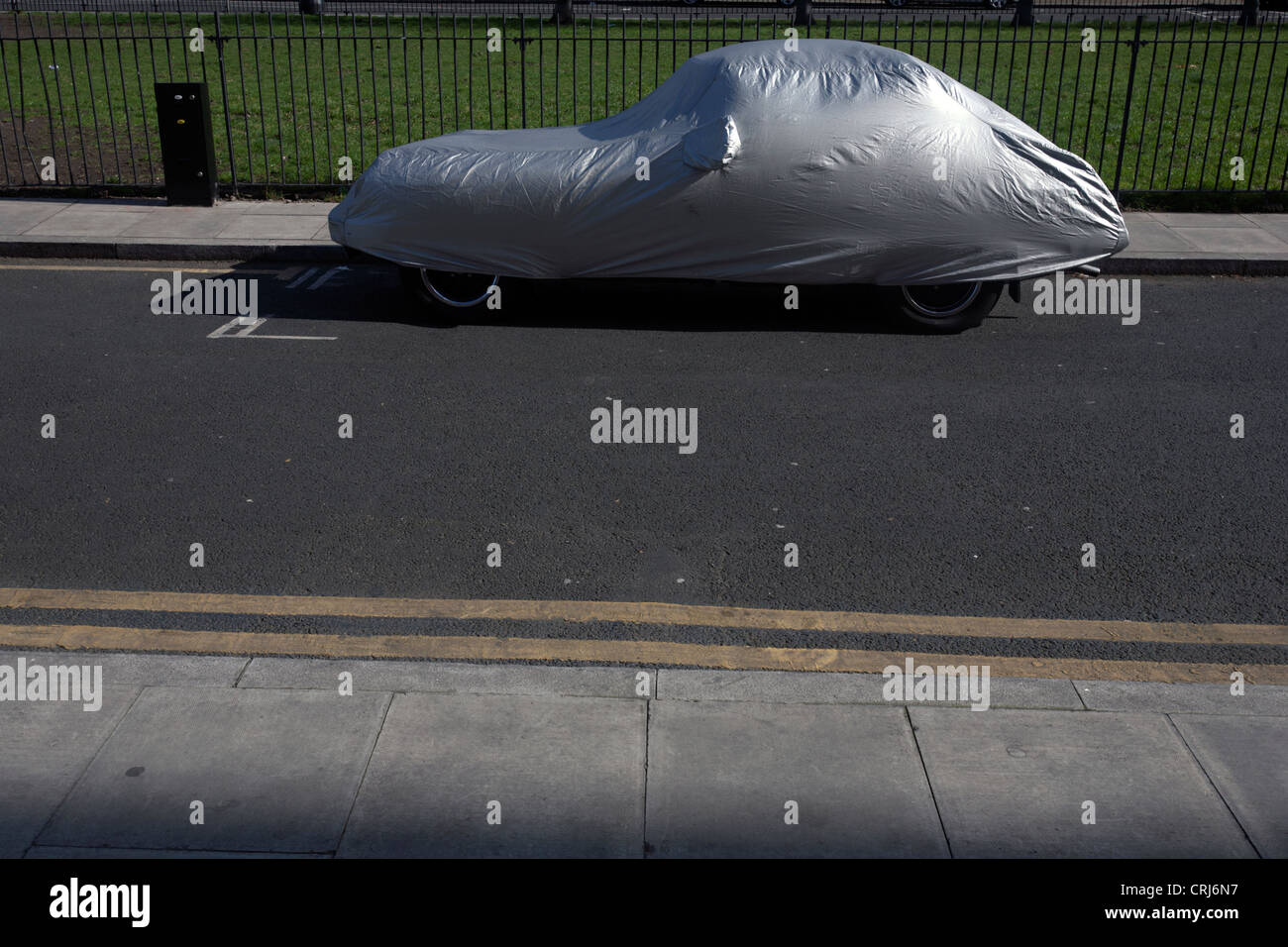 car undercover london Stock Photo Alamy