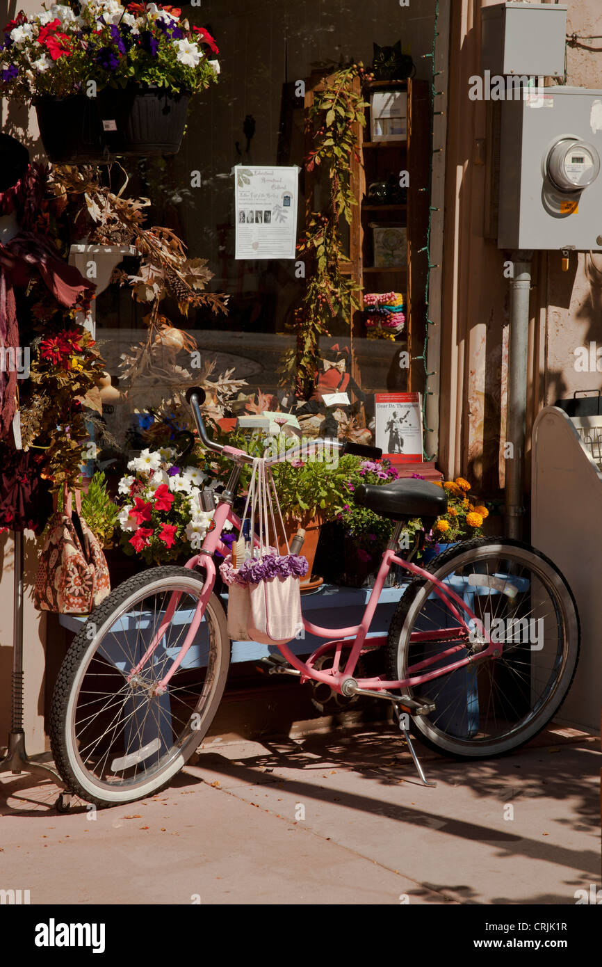 Bicycle shop usa hires stock photography and images Alamy