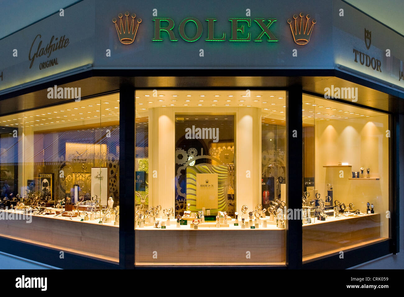 Rolex shop hi-res stock photography and images - Alamy