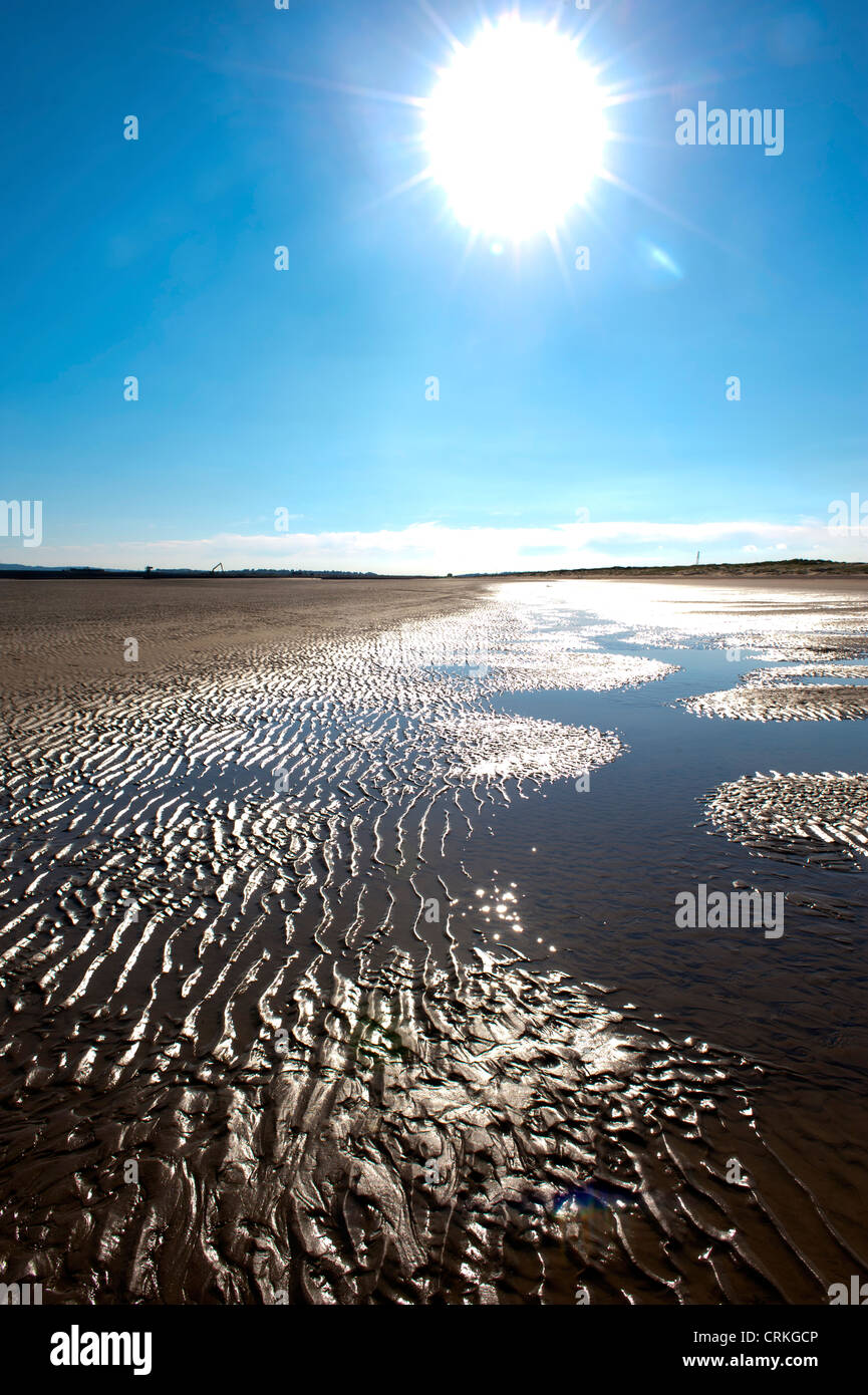 Camber sands beach family hi-res stock photography and images - Alamy