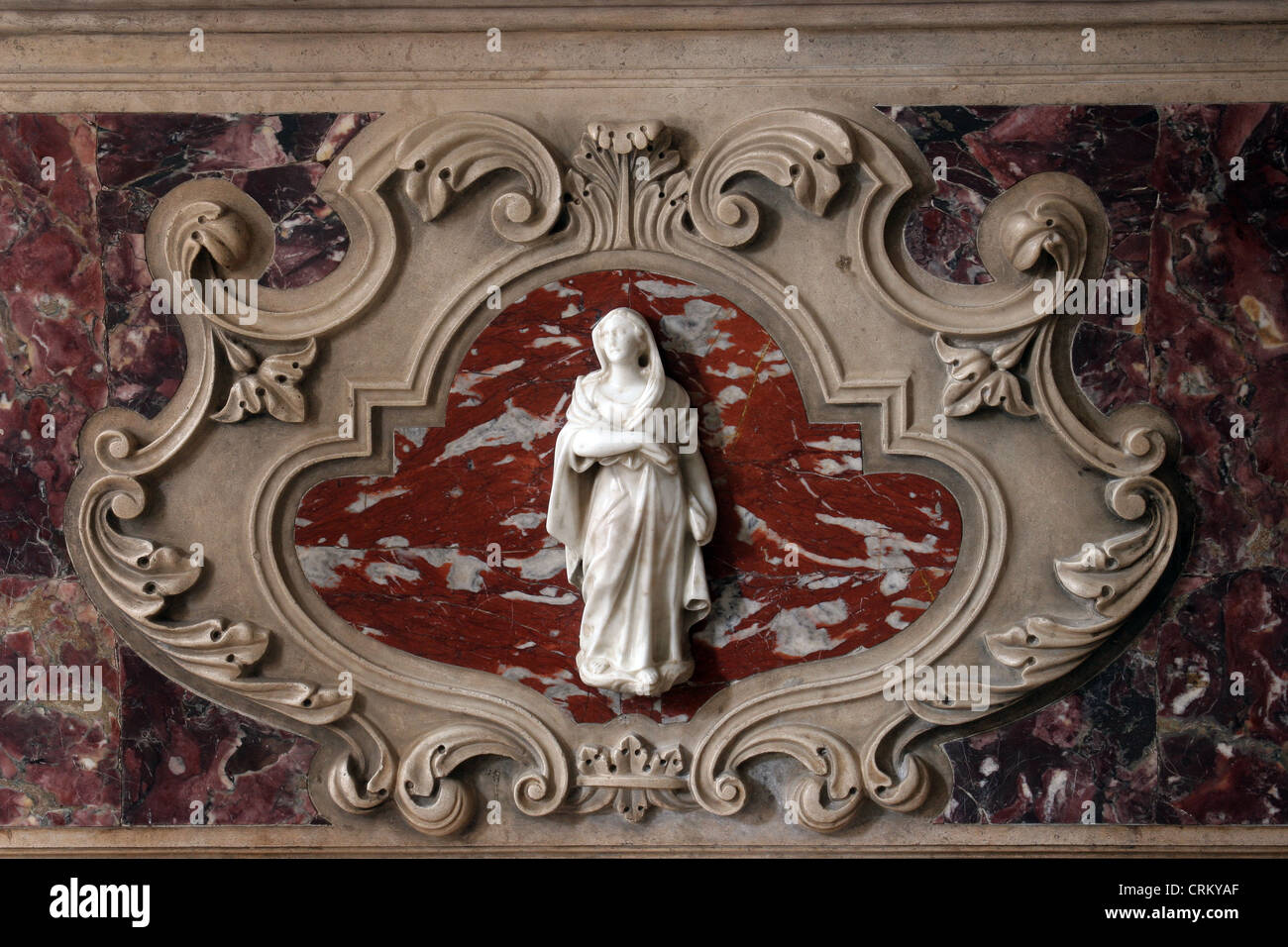 Virgin Mary detail of the medieval church altar Stock Photo - Alamy