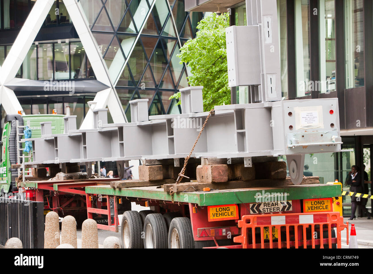 Delivery of a steel beam peice for the construction of the Pinnacle, in the city, London, UK. Stock Photo