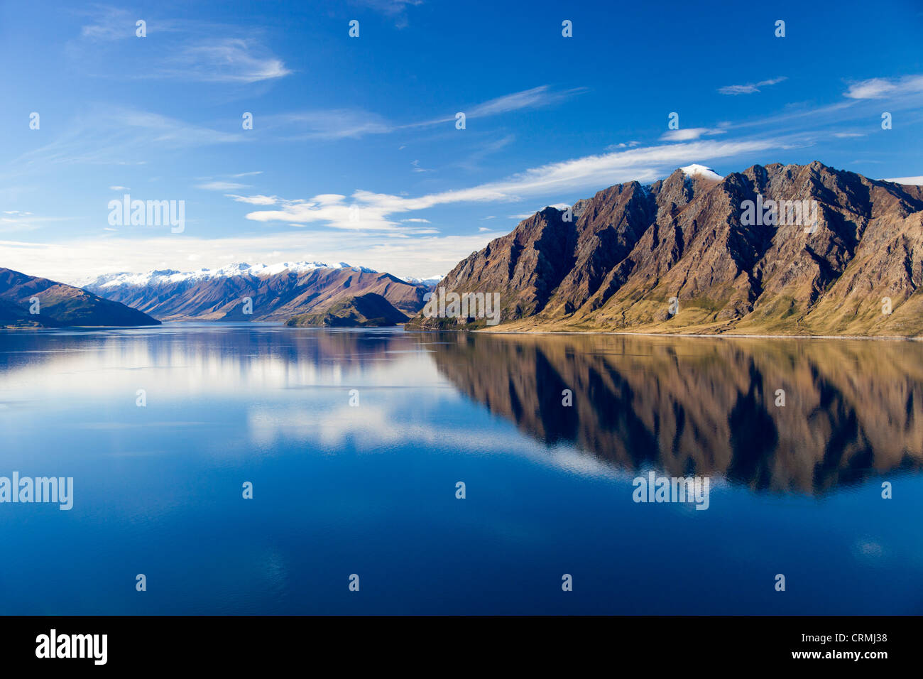 Lake Hawea, South Island of New Zealand Stock Photo - Alamy