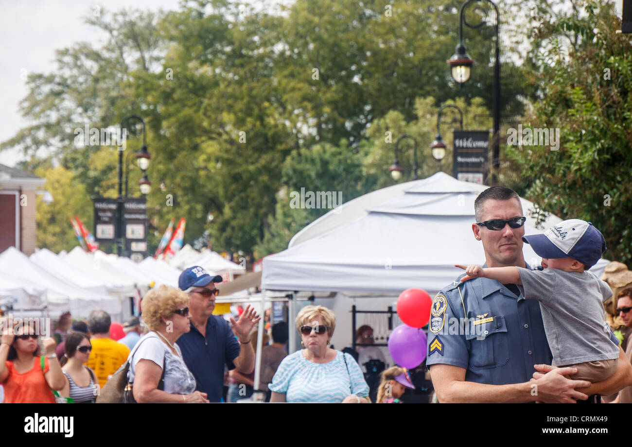 The son of a police officer hi-res stock photography and images - Alamy