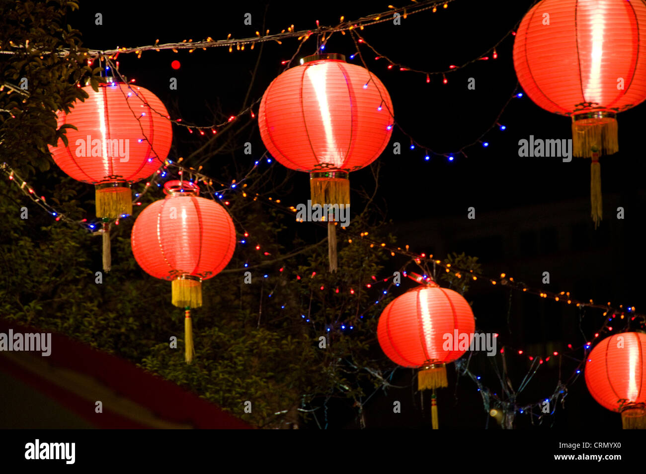Paper Chinese lanterns hanging in downtown Singapore Stock Photo Alamy