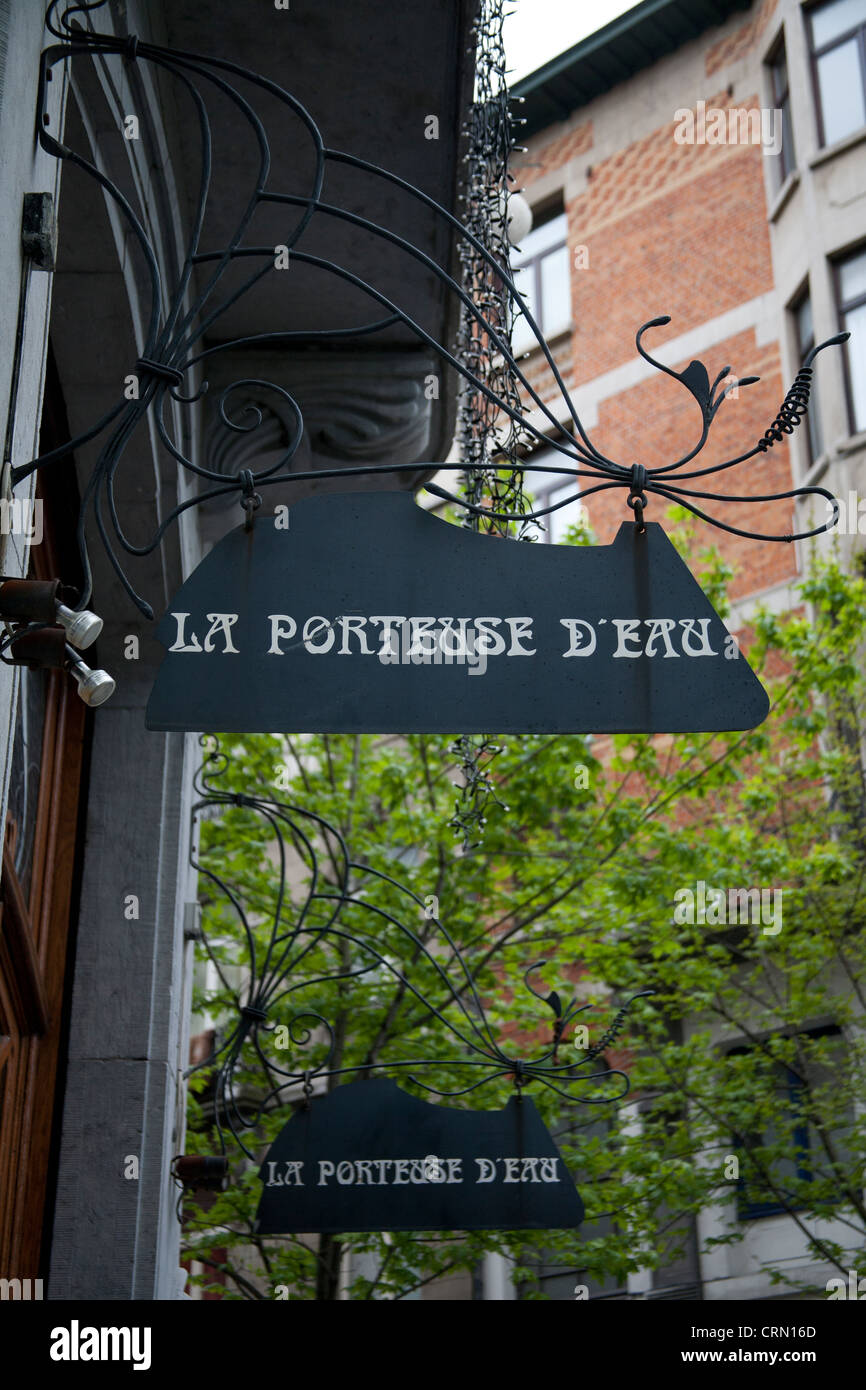 La Porteuse D'eau - Horta style cafe Brussels Belgium Stock Photo