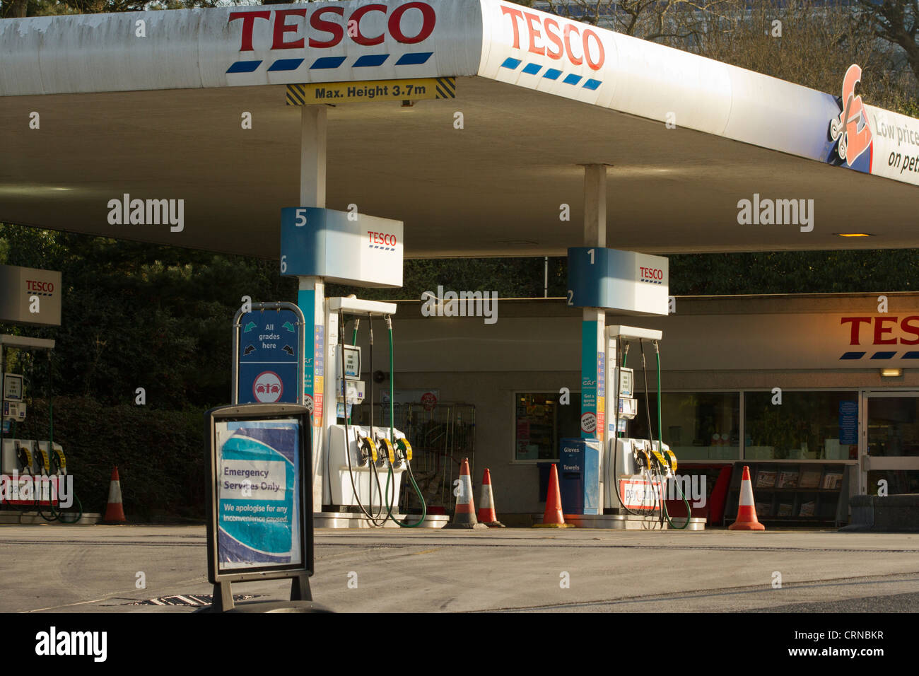 Tesco fuel prices hires stock photography and images Alamy