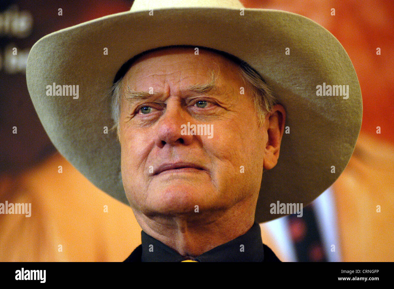 Actor larry hagman hi-res stock photography and images - Alamy