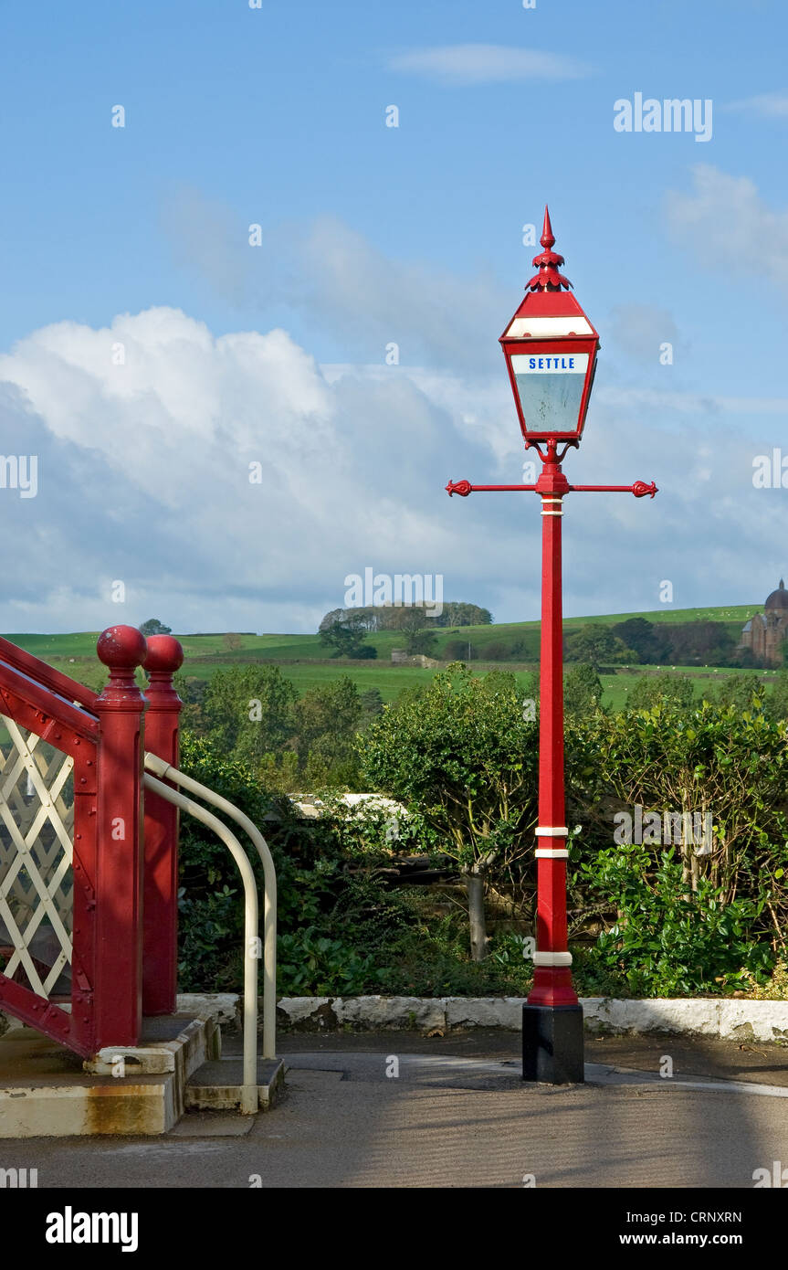 on the platform at Settle Railway Station Stock Photo - Alamy