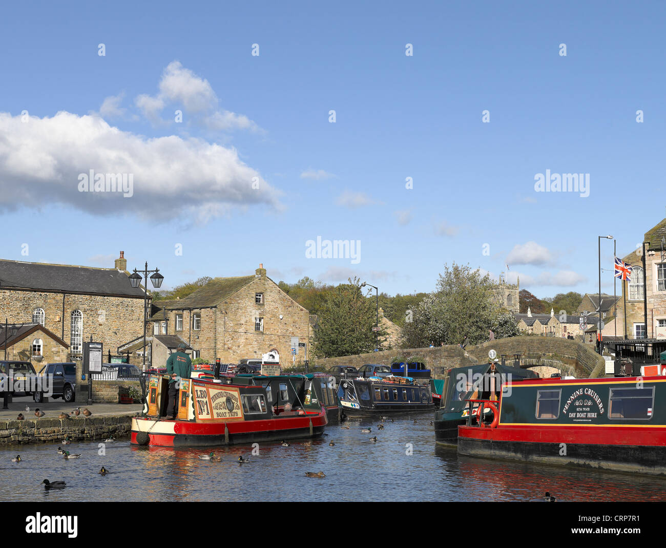 Heritage narrow boats hi-res stock photography and images - Alamy