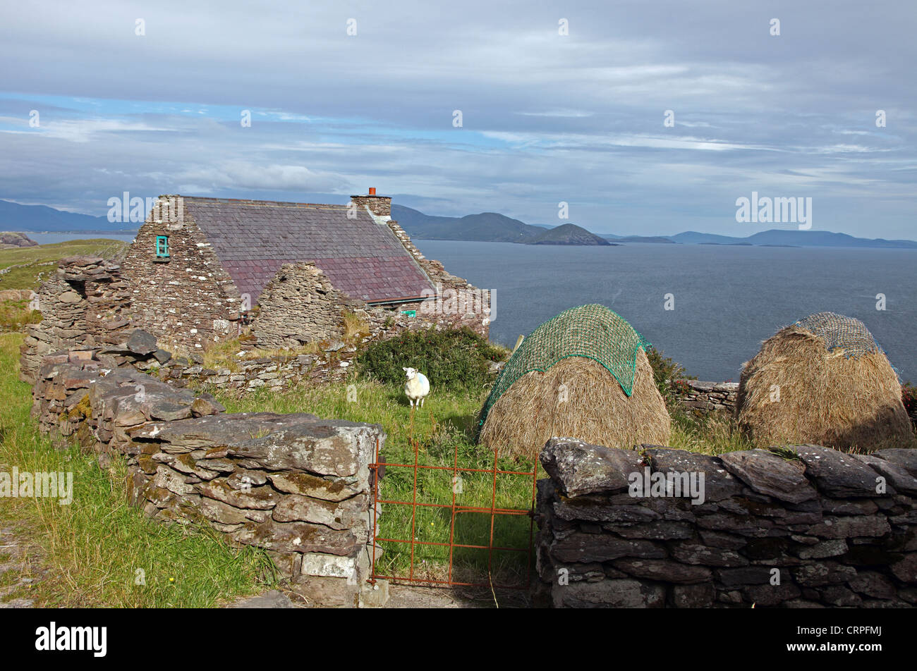 A restored cottage in Cill Rialaig, an 18th century deserted village destined for demolition until rescued by arts patron Noelle Stock Photo