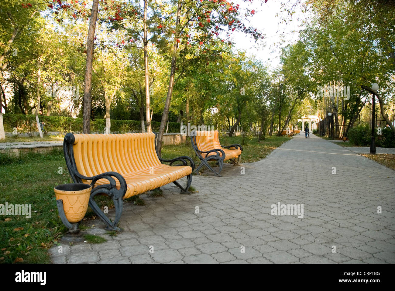 Two empty benches in park Stock Photo - Alamy