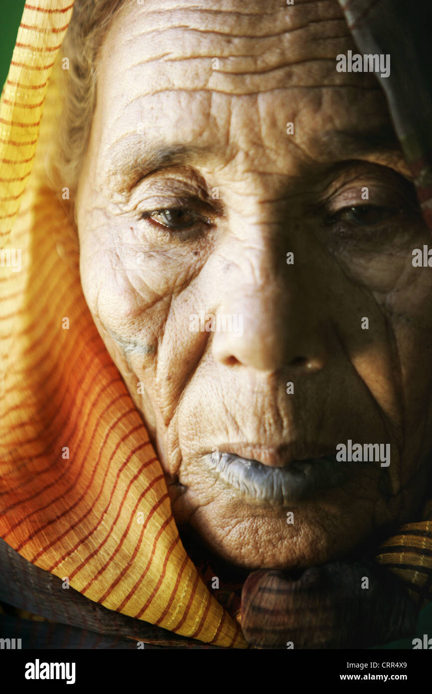 70 year old female hi-res stock photography and images - Alamy