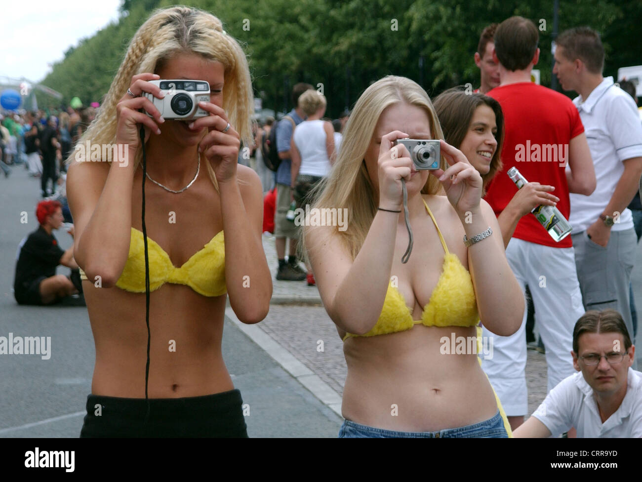 Berlin love parade 2003 hi-res stock photography and images - Alamy