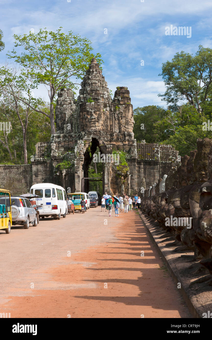 Gopuram, South Gate of Angkor Thom with the face of Bodhisattva Lokeshvara carved in stone, Angkor Stock Photo