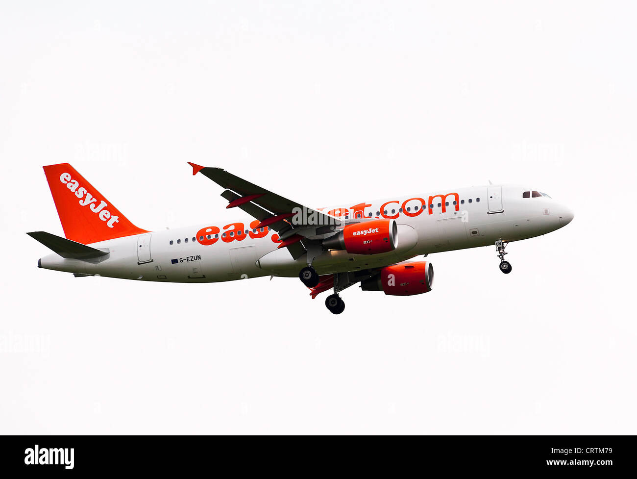 EasyJet Airbus A320-214 Airliner G-EZUN on Approach to London Gatwick Airport West Sussex England United Kingdom Stock Photo