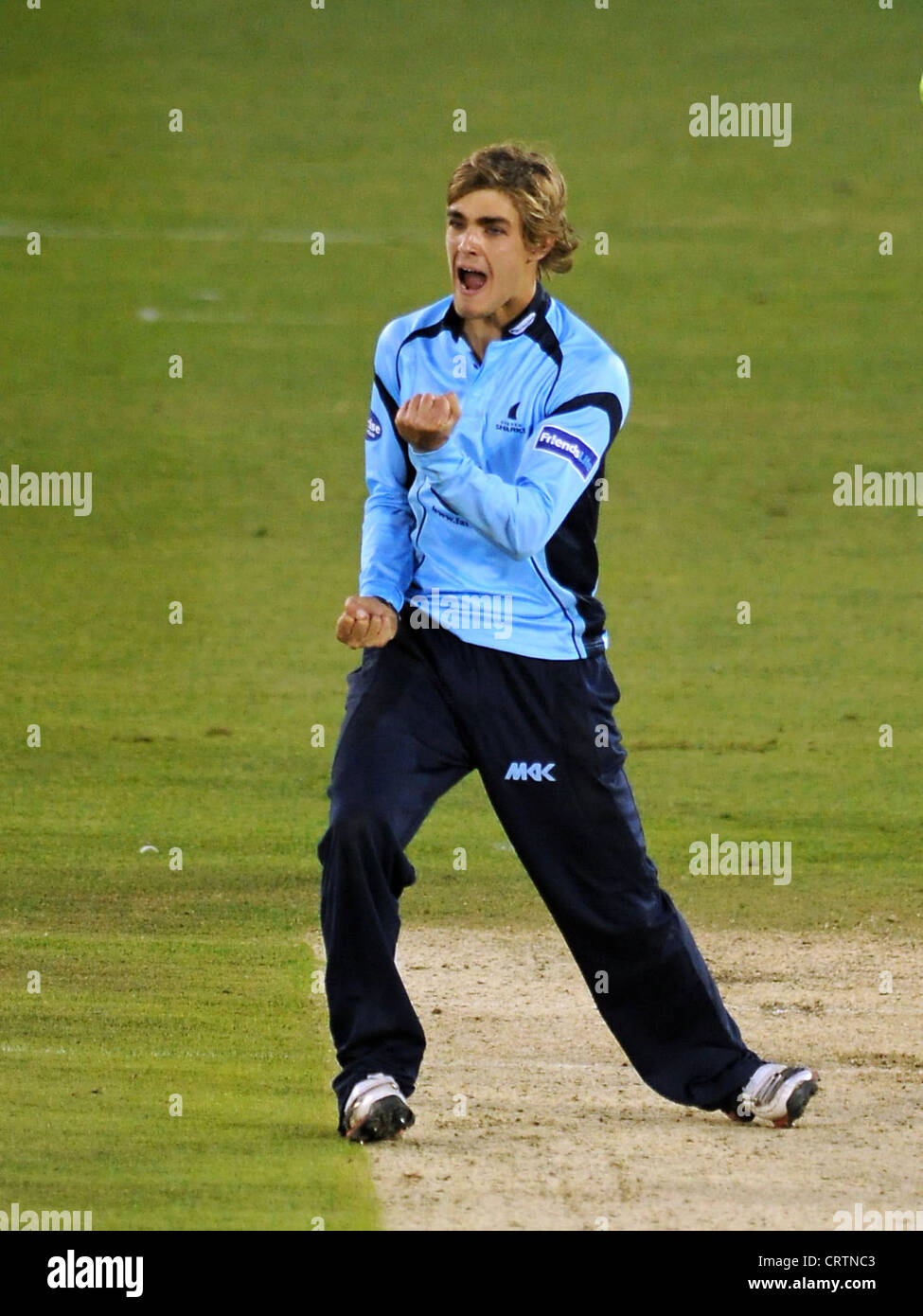 Michael rippon cricket hi-res stock photography and images - Alamy