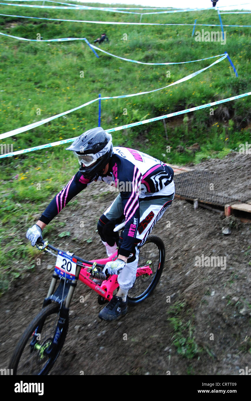 Mountainbike downhill mountain hires stock photography and images Alamy