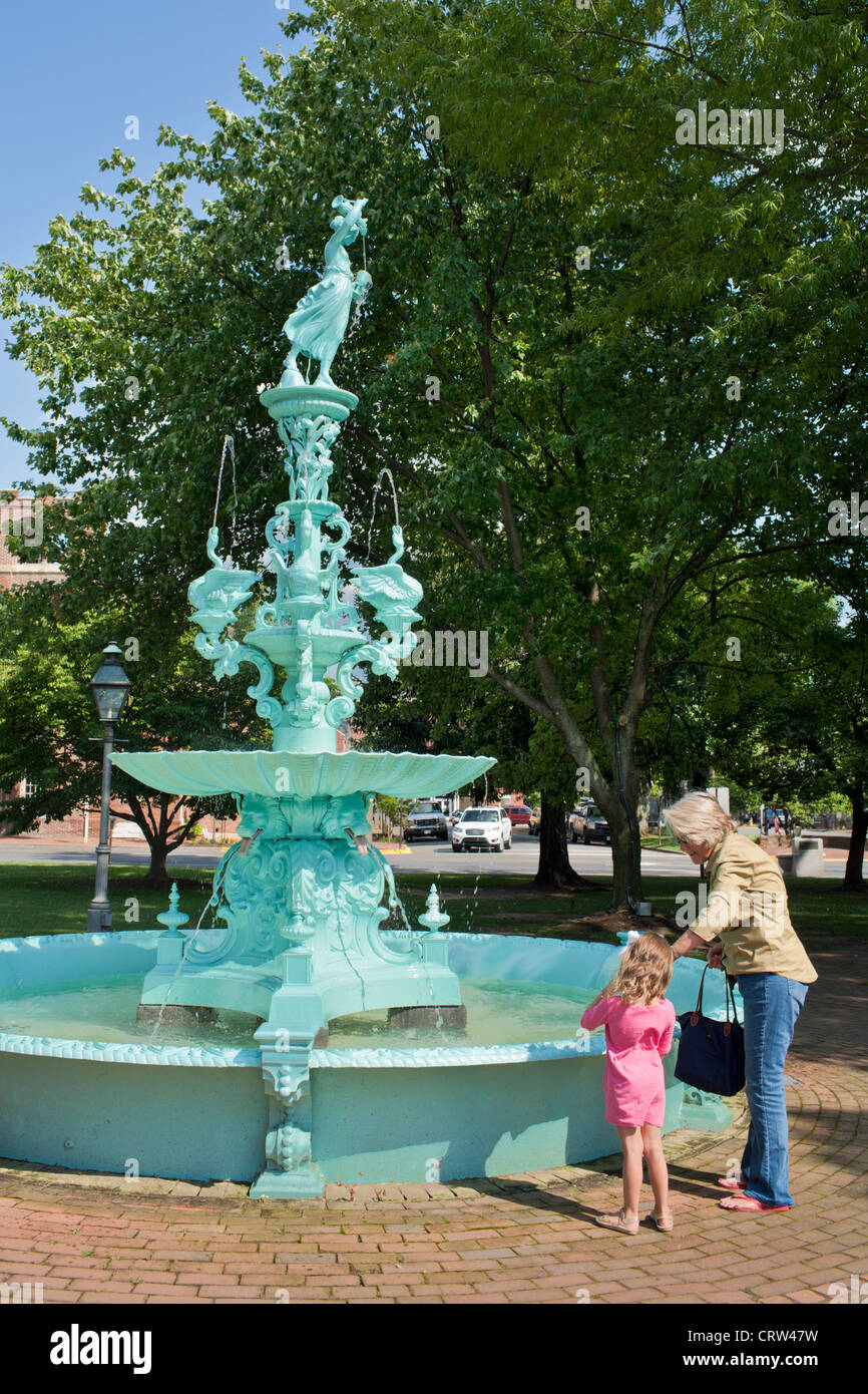 Orante green fountain in Chestertown, Eastern Shore, Kent County, Maryland Stock Photo
