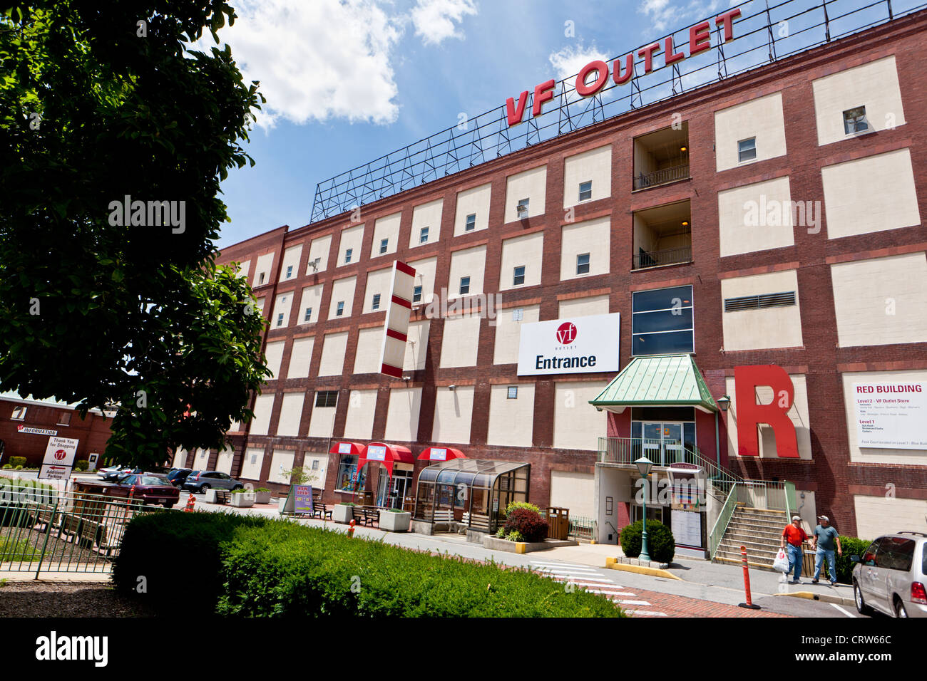 VF Outlet Village in Reading, Pennsylvania, was first outlet mall in the USA Stock Photo
