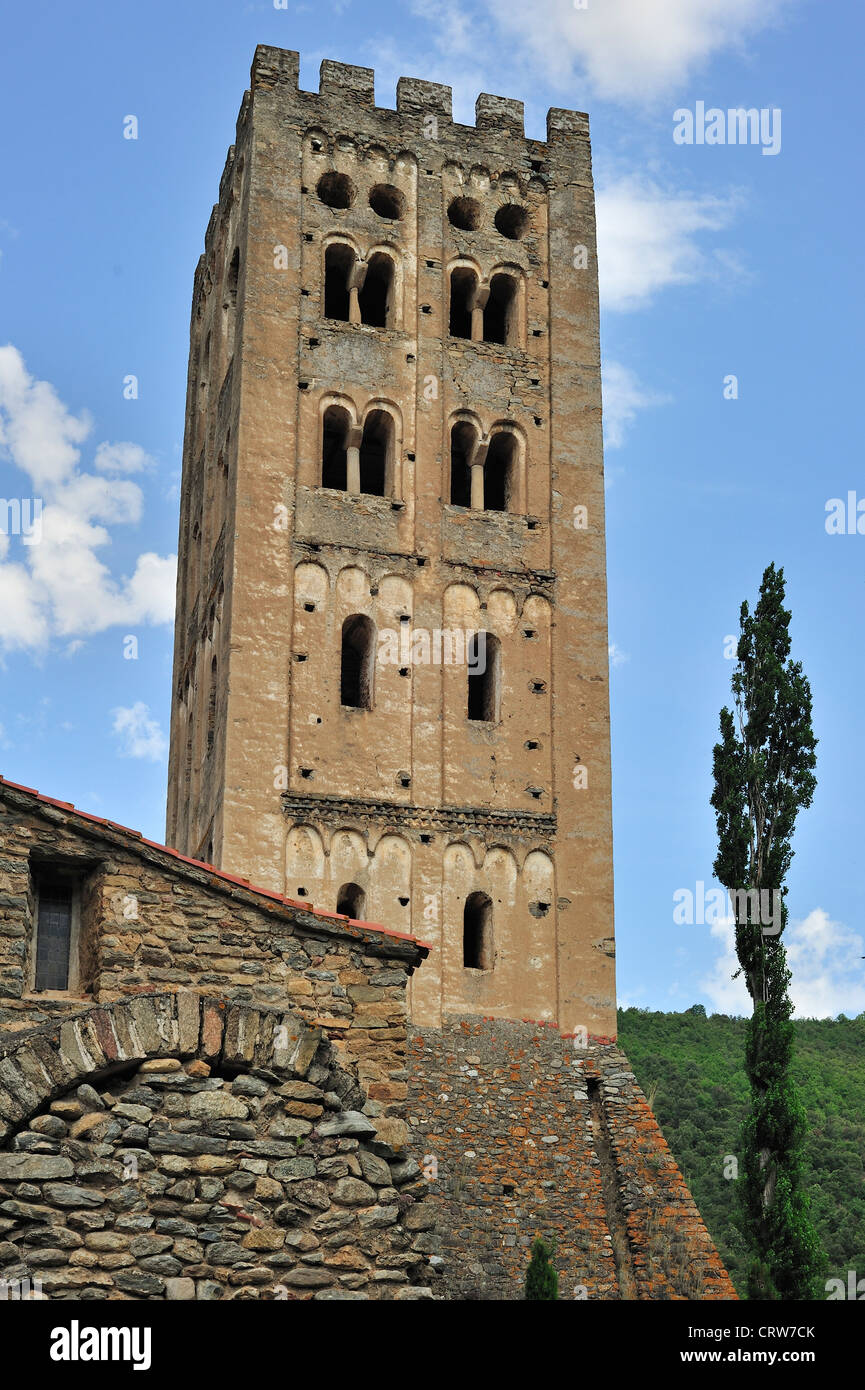 The Saint-Michel-de-Cuxa abbey / Sant Miquel de Cuixà, a Benedictine abbey at Codalet, Pyrénées-Orientales, Pyrenees, France Stock Photo