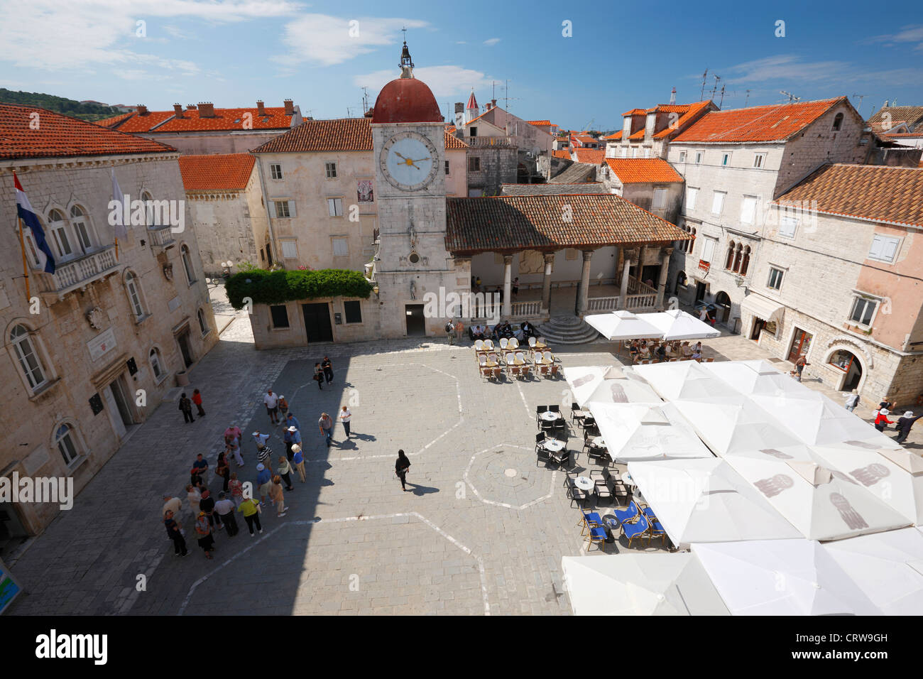 Square clock tower hi-res stock photography and images - Alamy