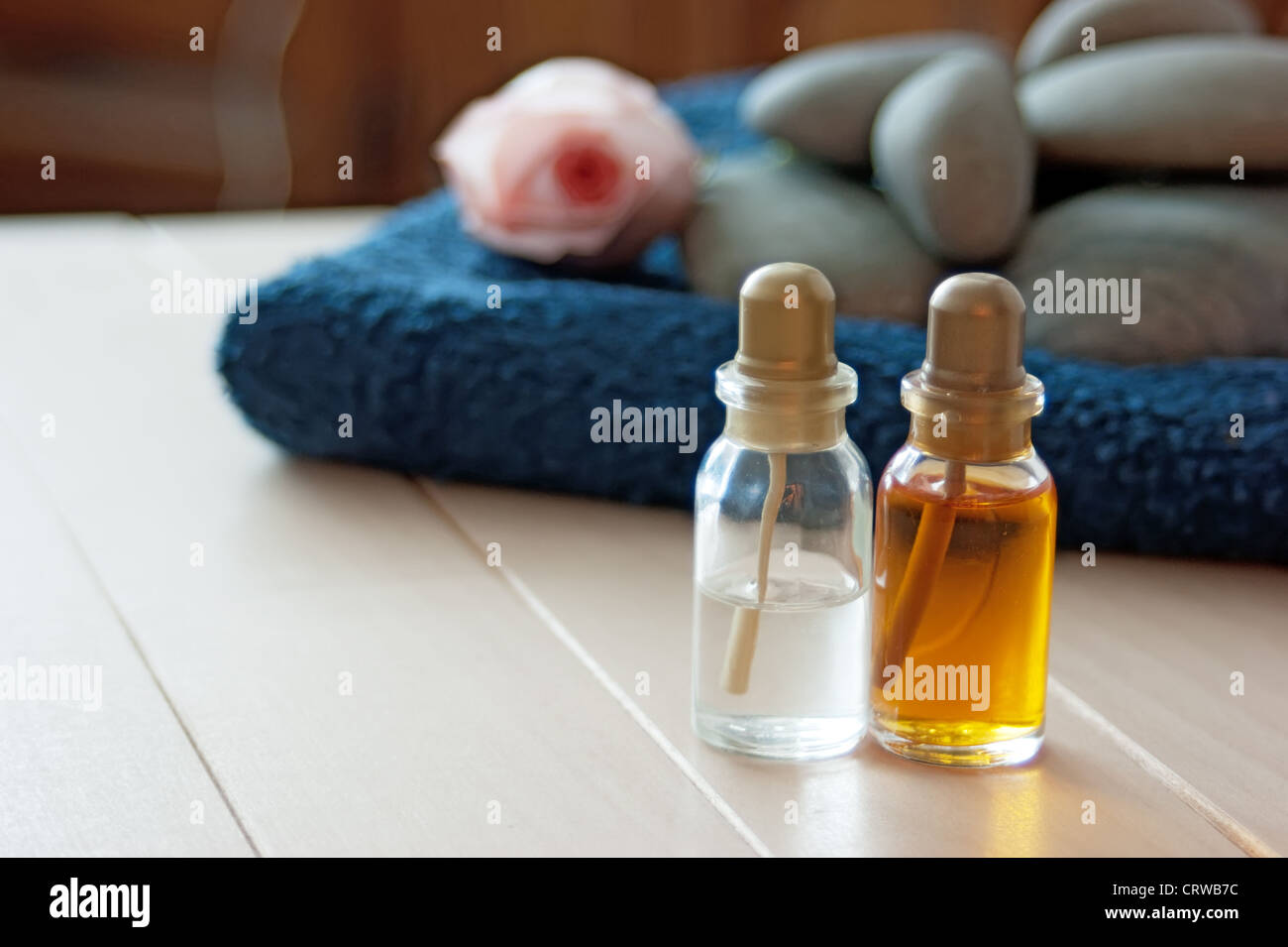 massage-oil-bottle-hi-res-stock-photography-and-images-alamy