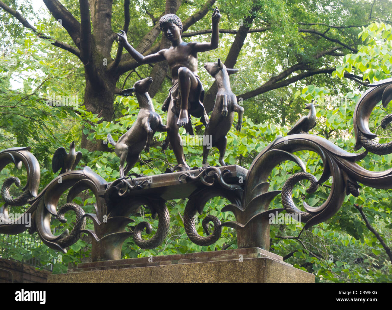 Central park zoo entrance hires stock photography and images Alamy