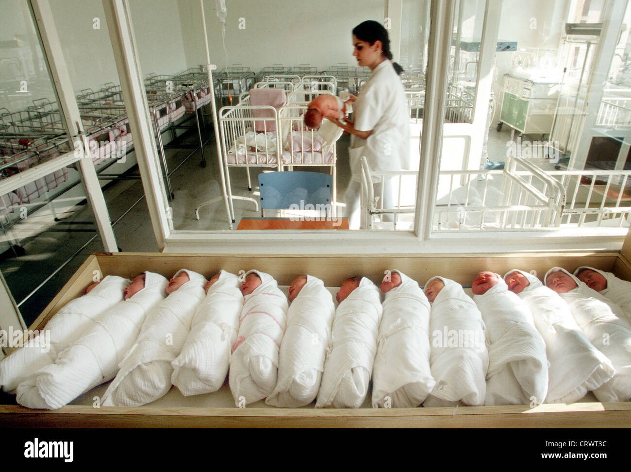 Курск женщина родившая 10. Китаянка родила 10 детей. Курск 10 детей родилось.