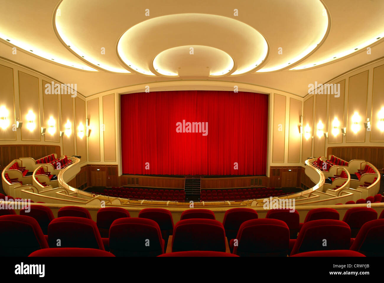 Largest Cinema Hall High Resolution Stock Photography and Images Alamy