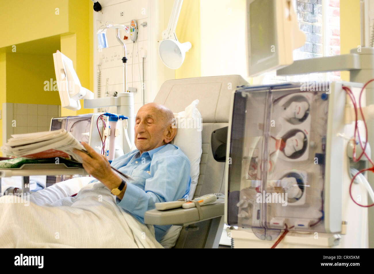 An elderly man having kidney dialysis Stock Photo Alamy