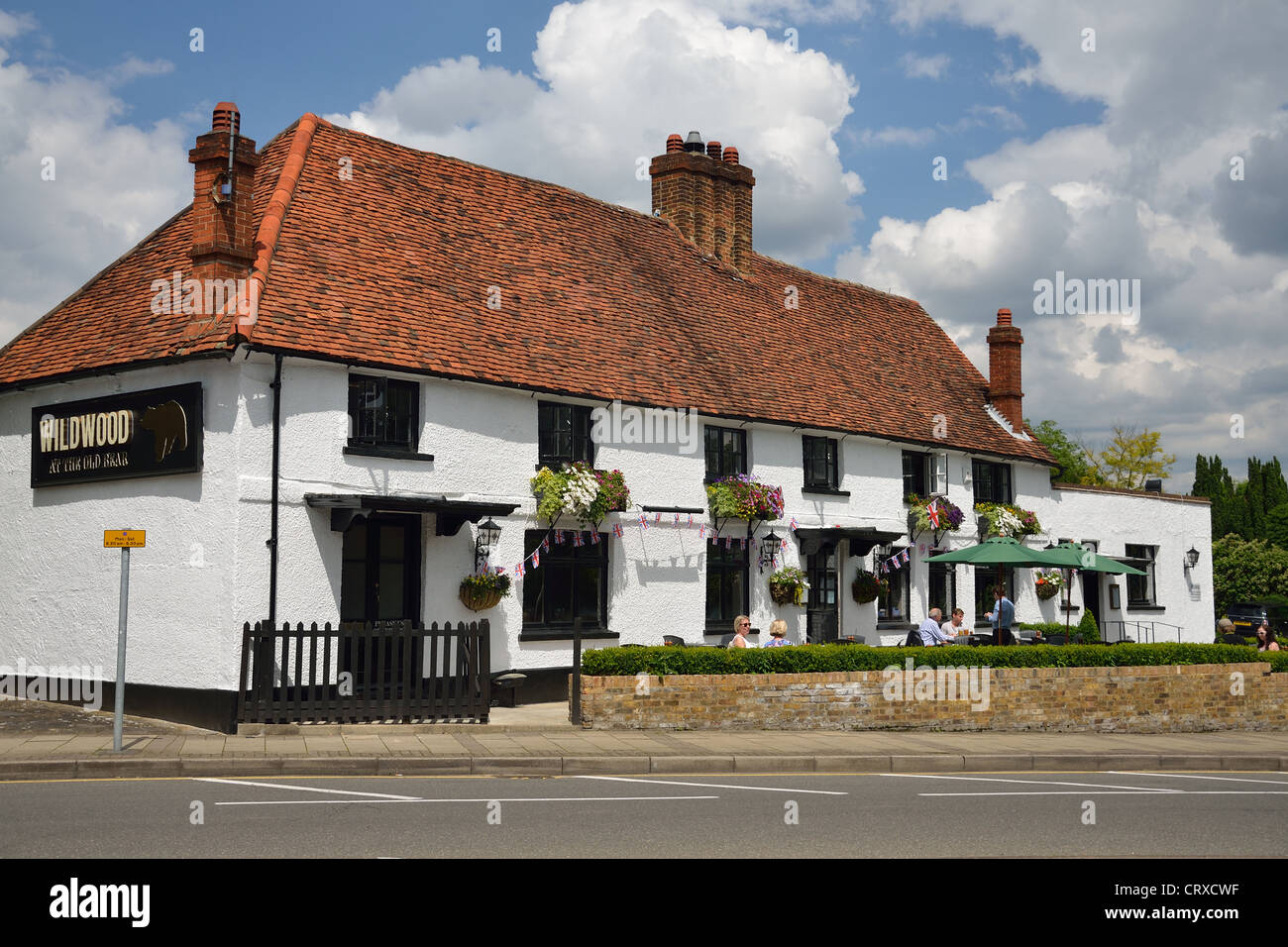 Old bear pub cobham hires stock photography and images Alamy