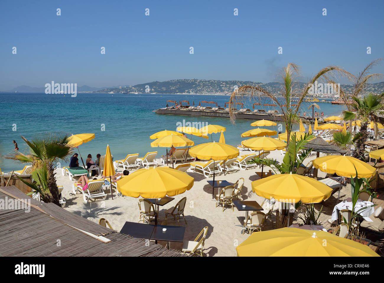 'La Douce' restaurant and beach, Juan-les-Pins, Côte d'Azur, Alpes-Maritimes, Provence-Alpes-Côte d'Azur, France Stock Photo