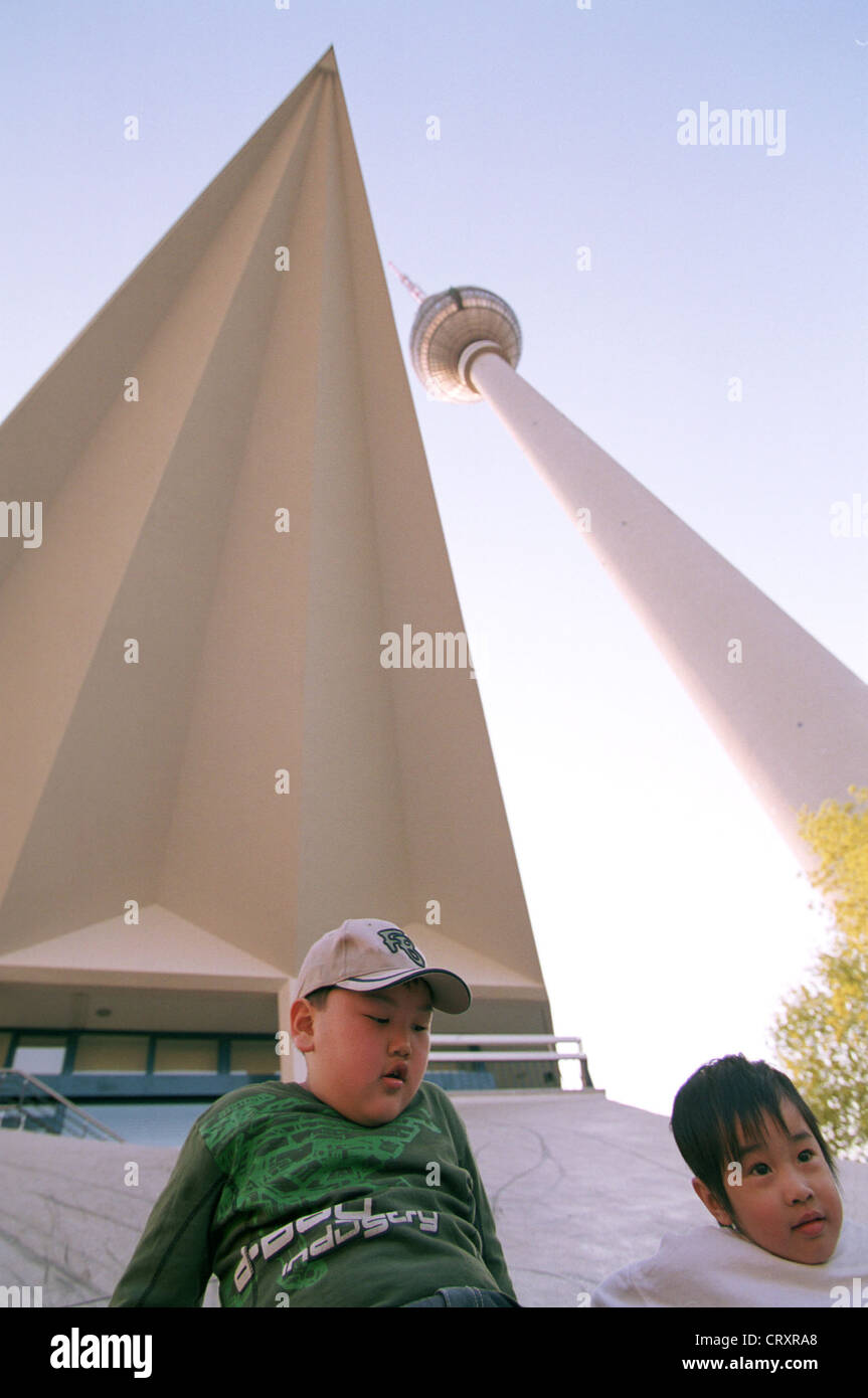 Ddr triangle hi-res stock photography and images - Alamy