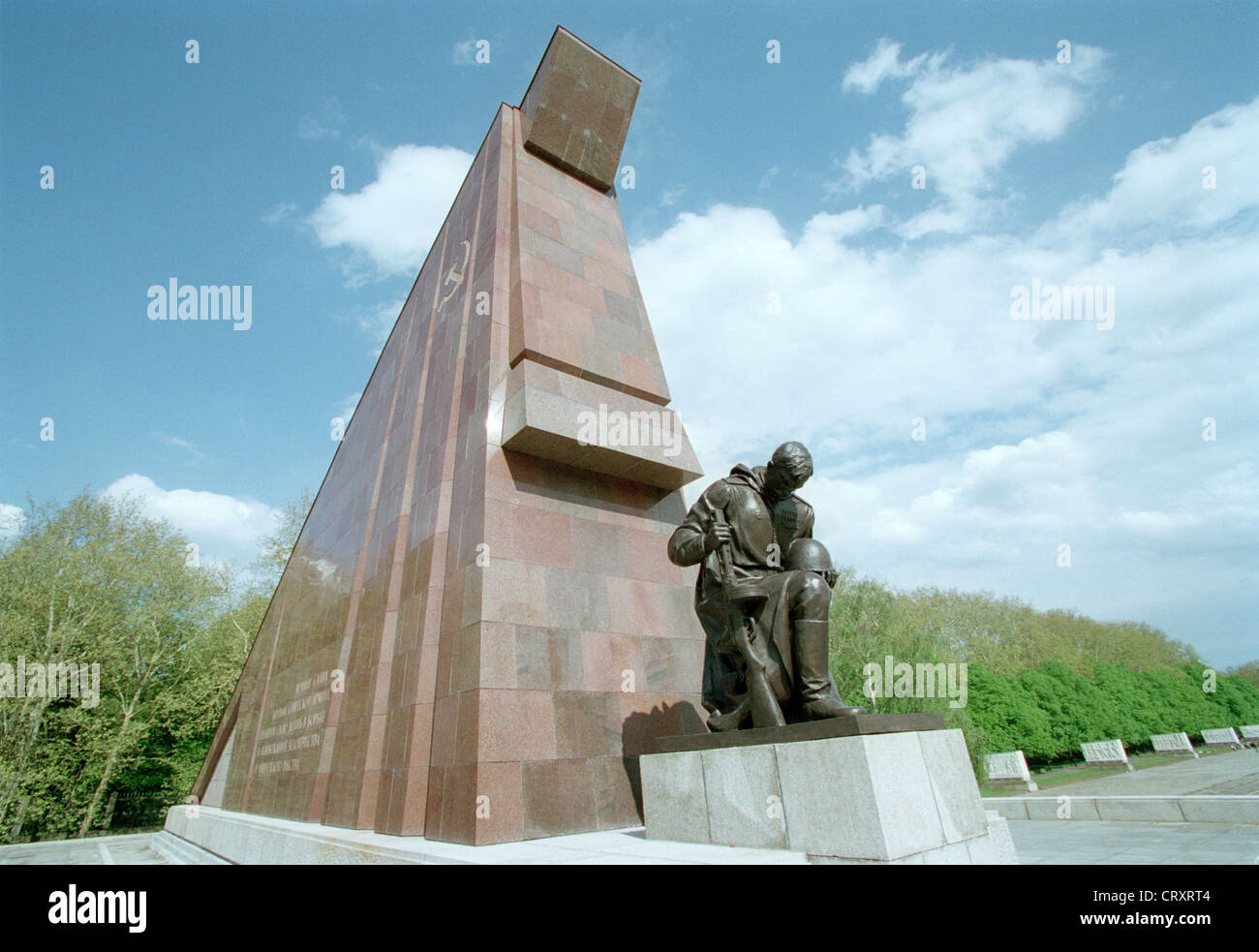 Soviet soldiers hi-res stock photography and images - Alamy