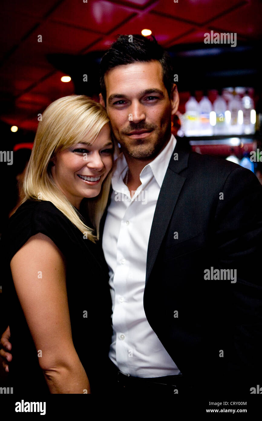 Leann Rimes and Eddie Cibrian pose at the Shrine during the 2nd Anniversary Party at the MGM at Foxwoods Stock Photo