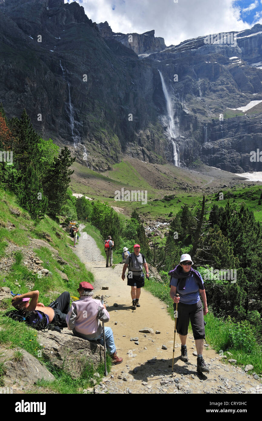 Tourists Visiting The Cirque De Gavarnie And The Gavarnie Falls Grande Cascade Highest Waterfall Of France In The Pyrenees Stock Photo Alamy