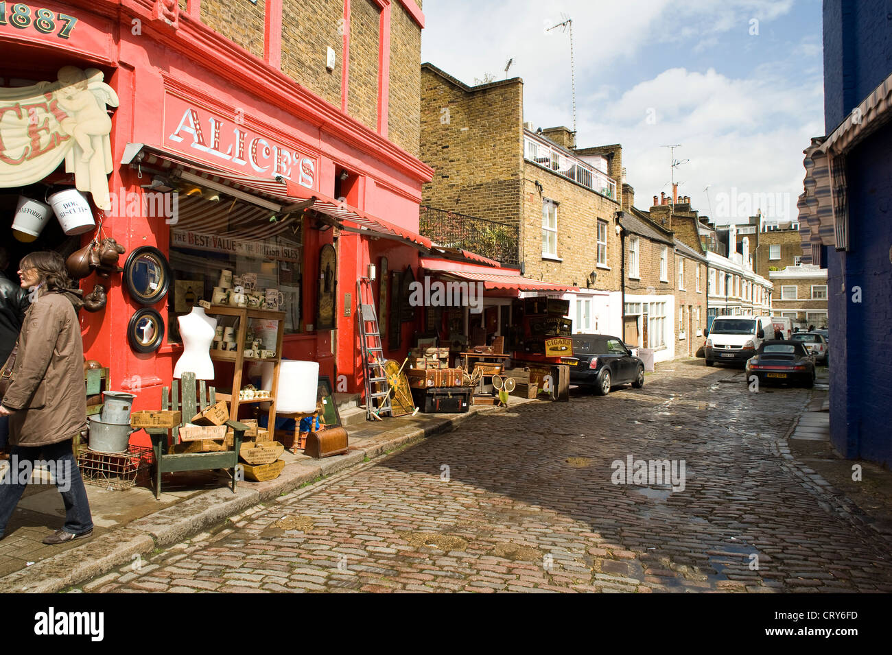 Antiques shop, Portobello Road Market, London, UK Stock Photo Alamy