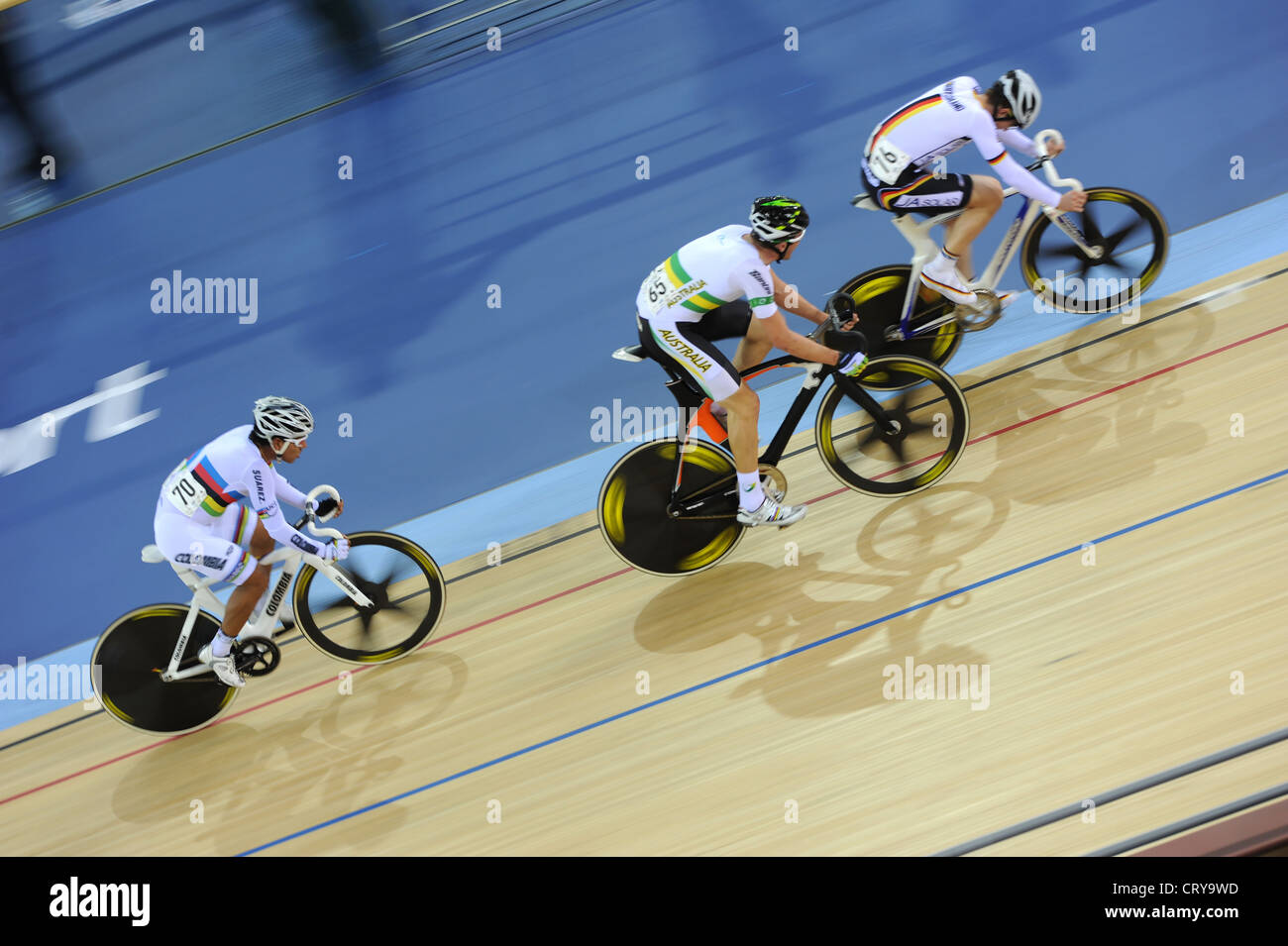 London olympic velodrome track cycling bike racing mens team pursuit ...