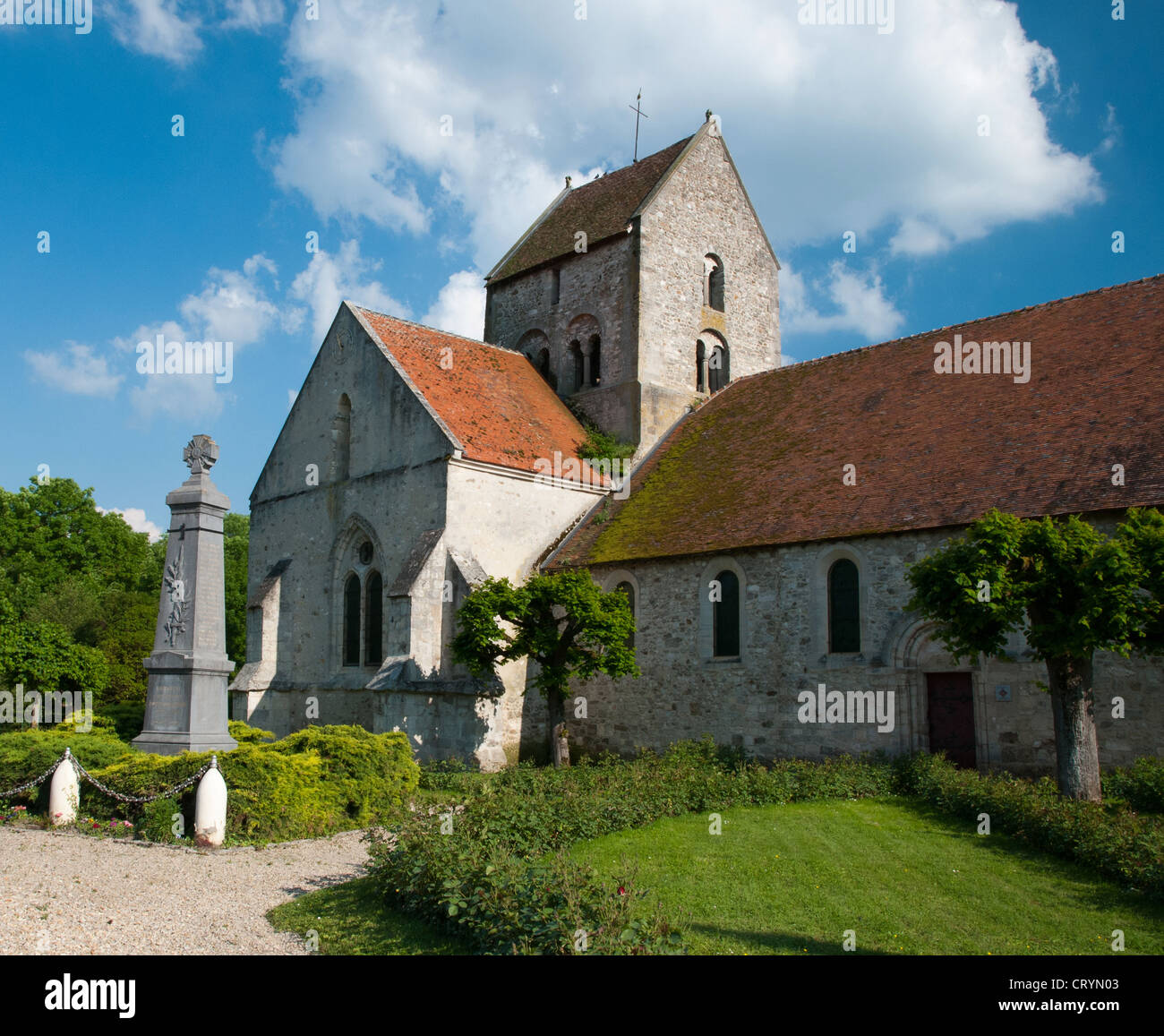 Pretty French Church and war memorial in Verneuil, Champagne region, France Stock Photo