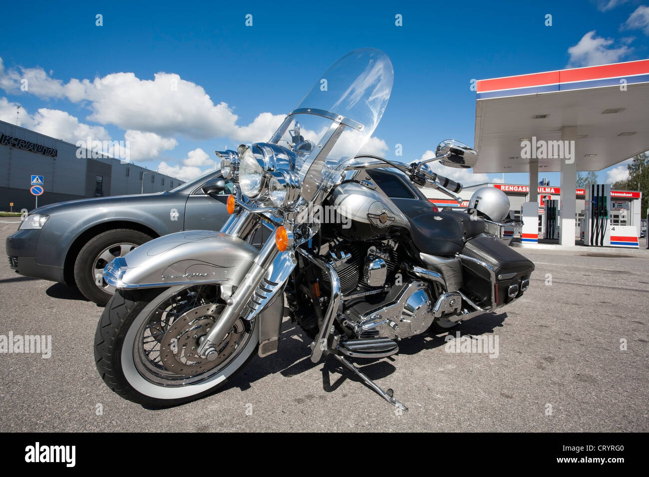 Harley Davidson 2003 Touring Road King Stock Photo - Alamy