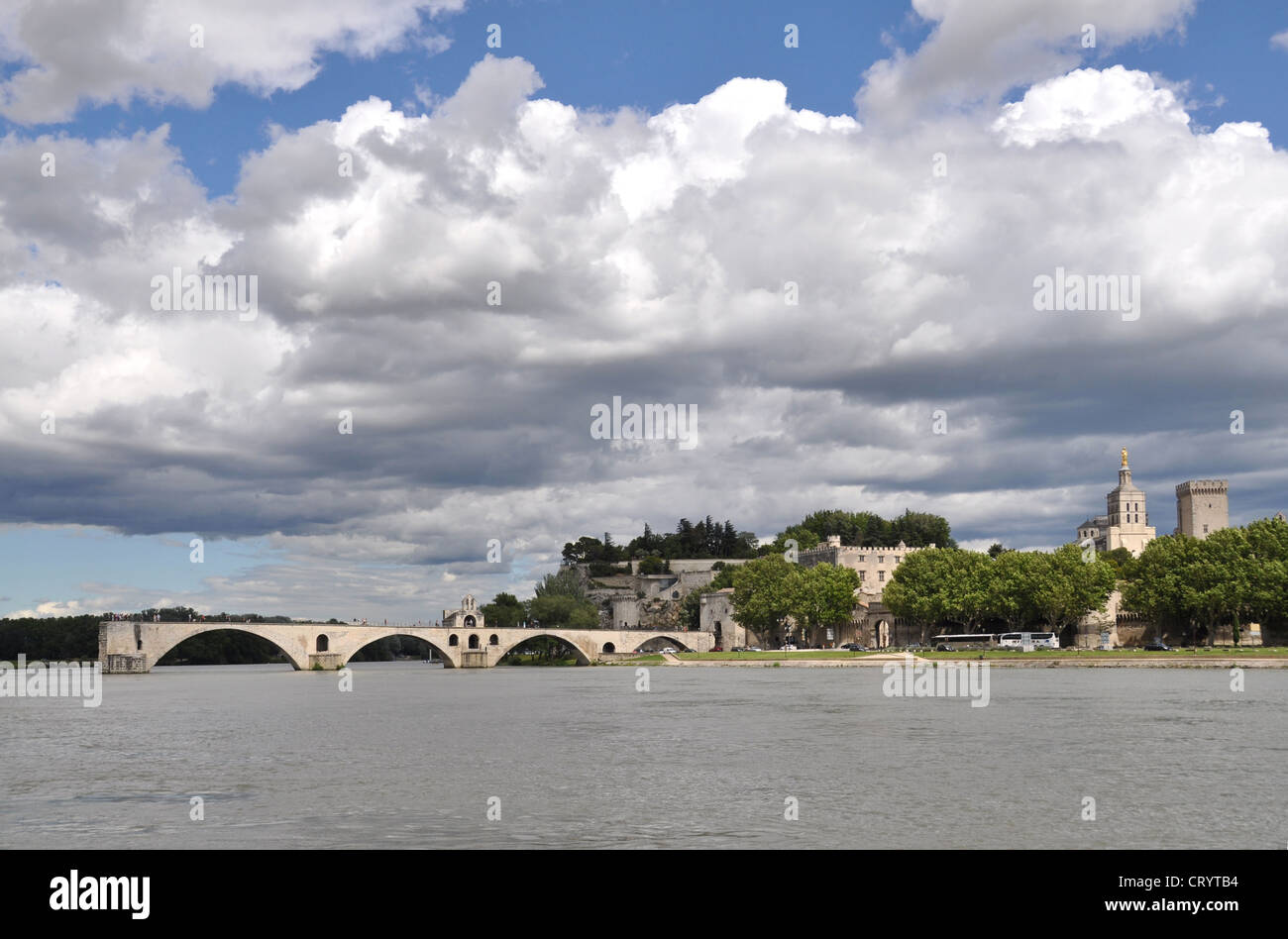 Pont d'Avignon and Palais des Papes, Avignon, Provence, France Stock Photo