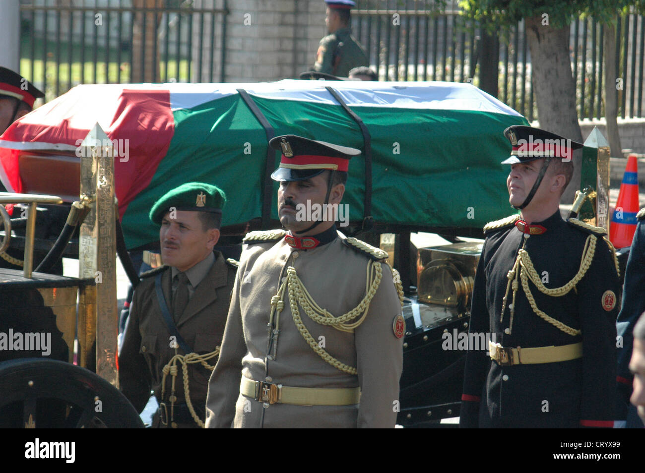 2004 - The casket of Palestinian leader Yasser Arafat in the state funeral hosted by Egyptian President Hosni Mubarak in Cairo. Stock Photo