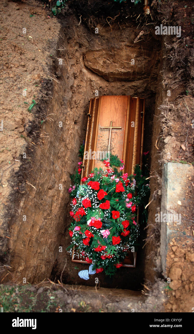 Open casket funeral hires stock photography and images Alamy