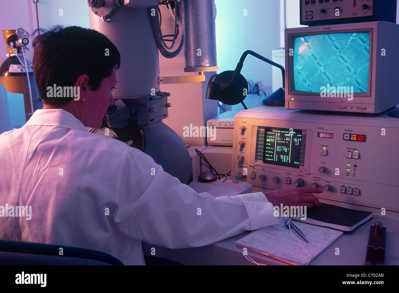 TRANSMISSION ELECTRON MICROSCOPE Stock Photo Alamy