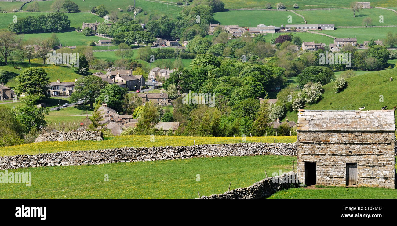 The rural village of Bainbridge, Wensleydale, Yorkshire, England Stock Photo
