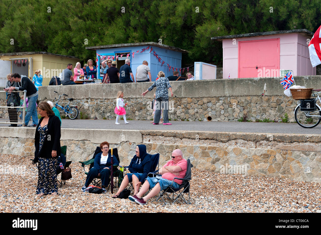Folkestone beach huts hi-res stock photography and images - Alamy