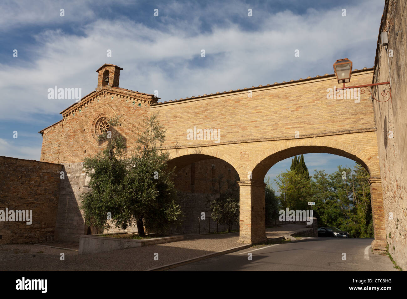 Chiesa di San Jacopo al Tempio, San Gimignano, Tuscany, central Italy