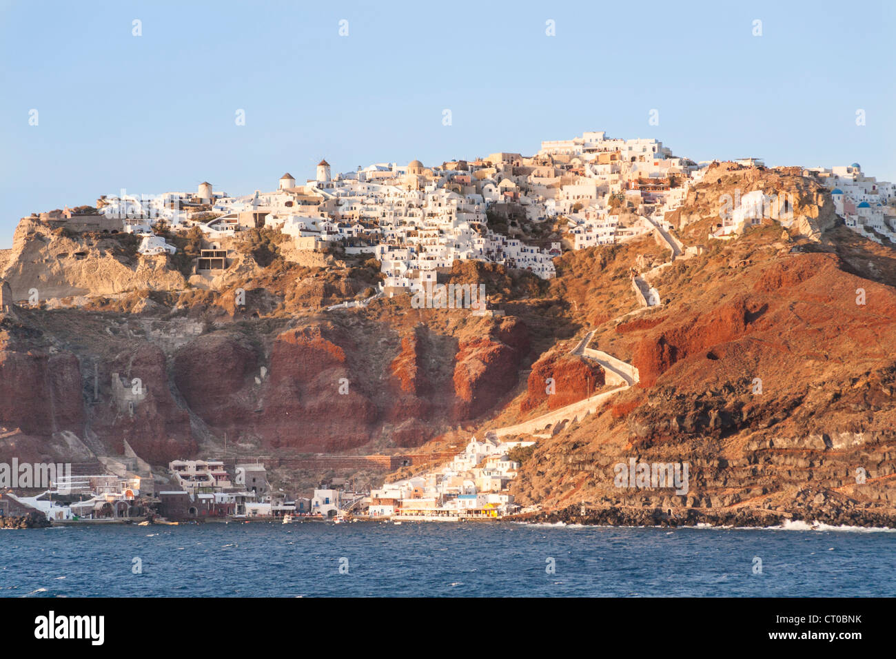 The clifftop village of Oia, on the Greek island of Santorini, Greece Stock Photo